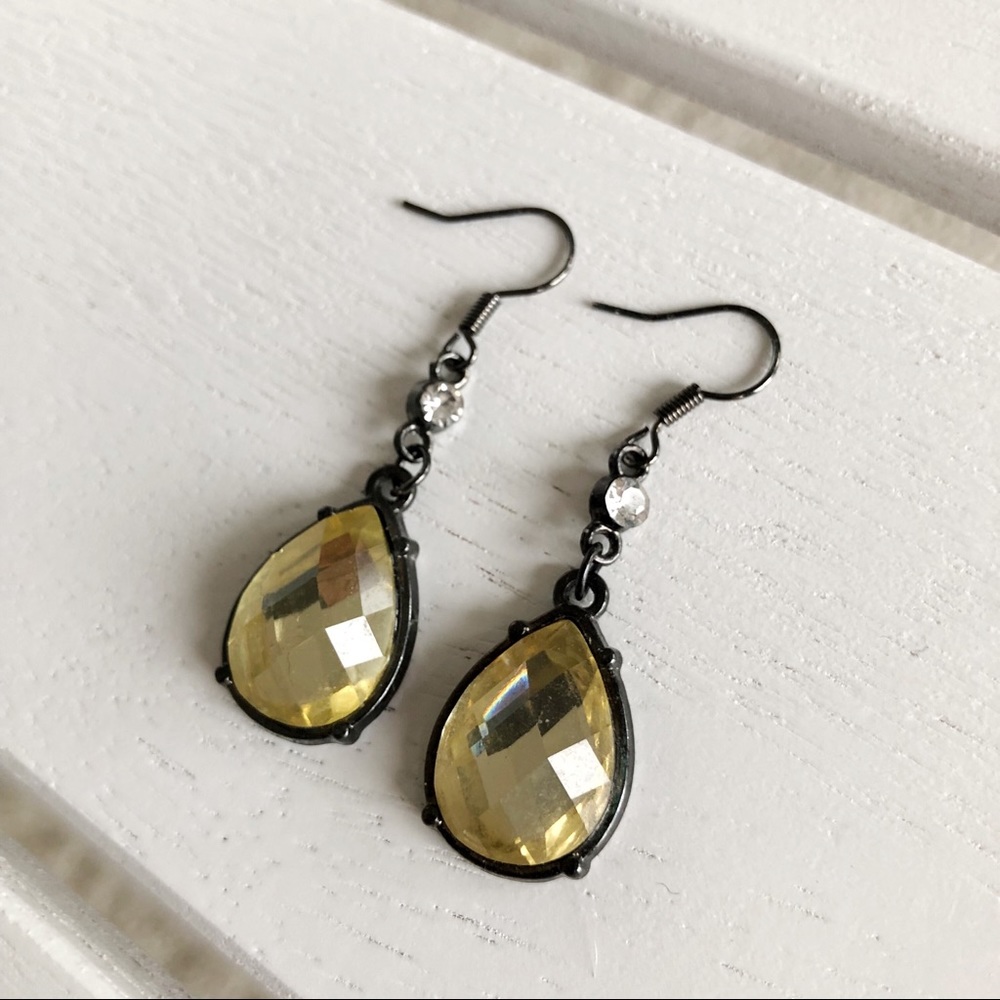 Yellow Pear-Shaped Gemstone Drop Dangle Earrings